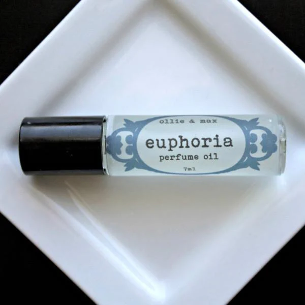 Love Witch Vegan Perfume Oil - Image 4