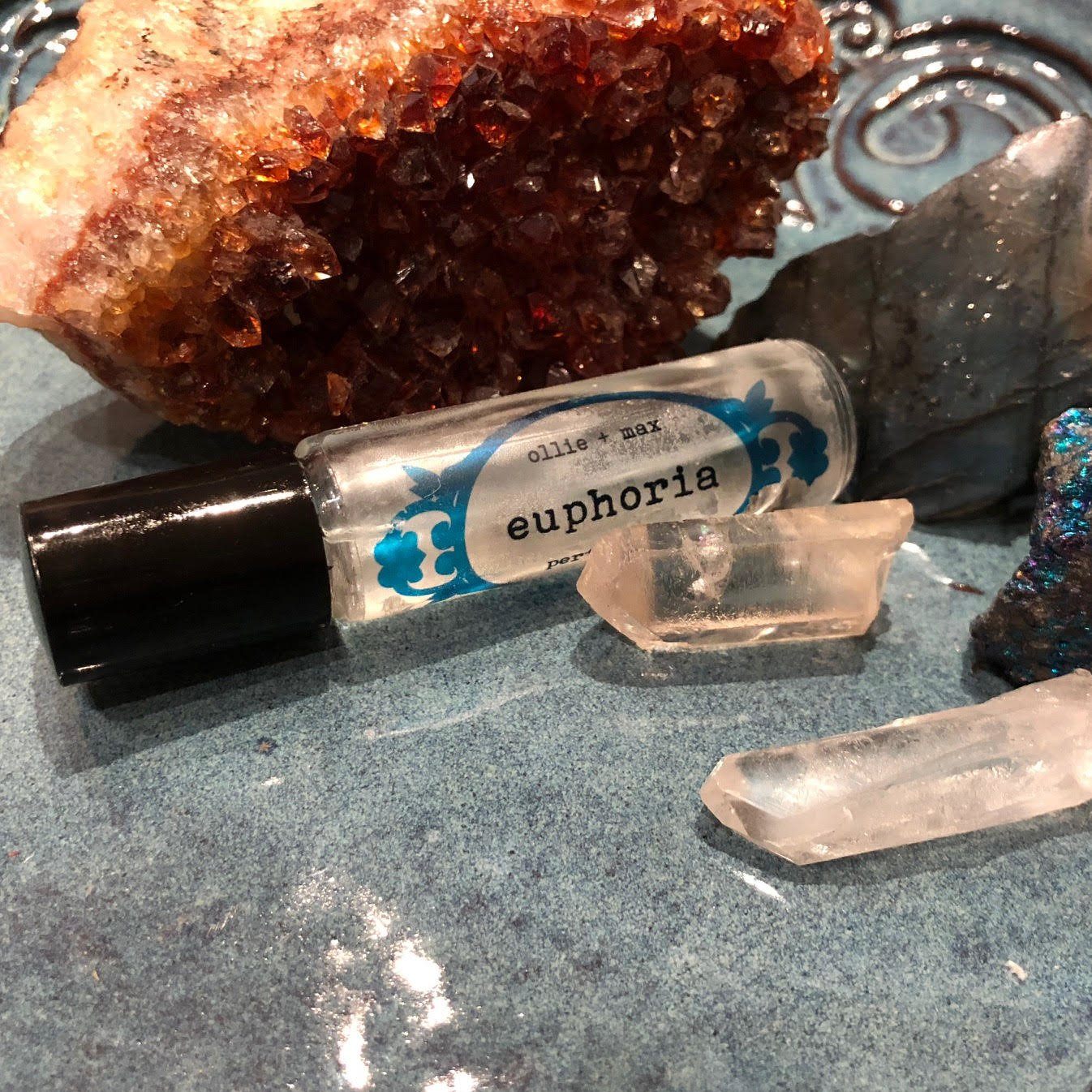 Love Witch Vegan Perfume Oil - Image 5