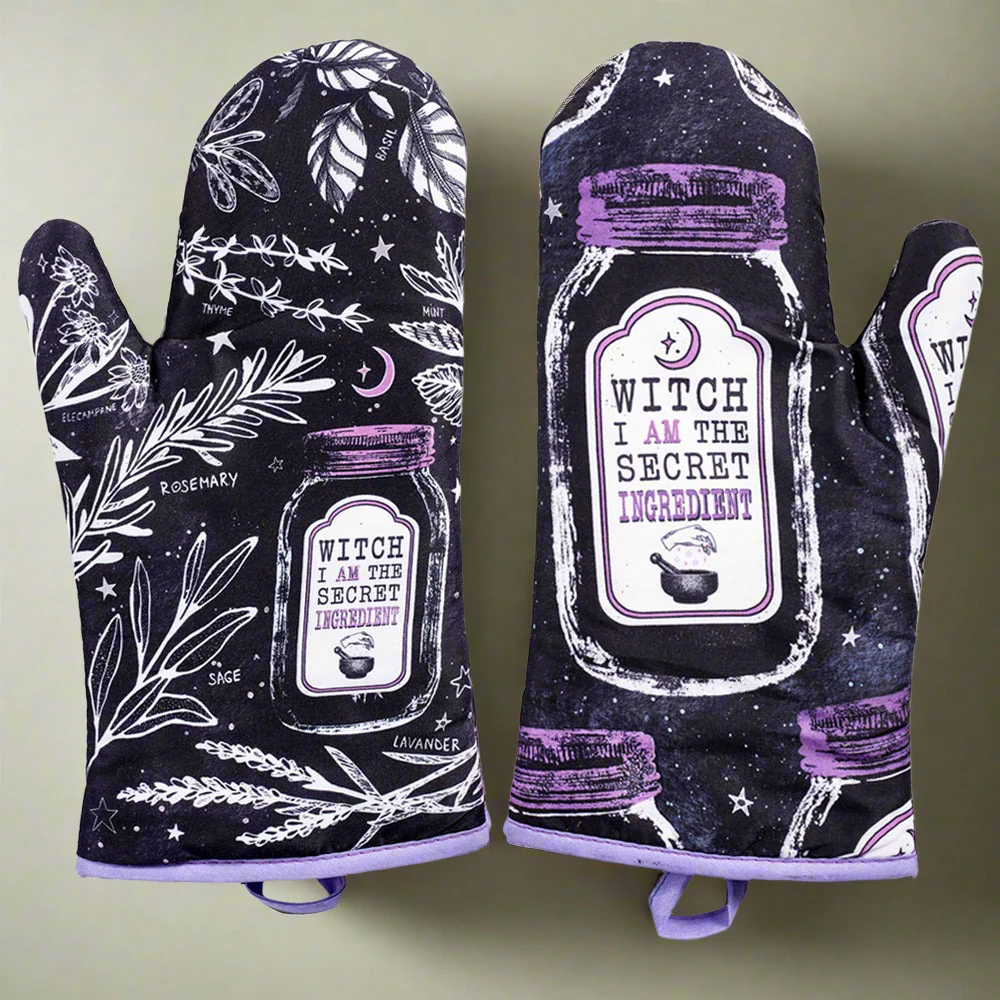 Kitchen Witch Oven Mitt Set - Image 3